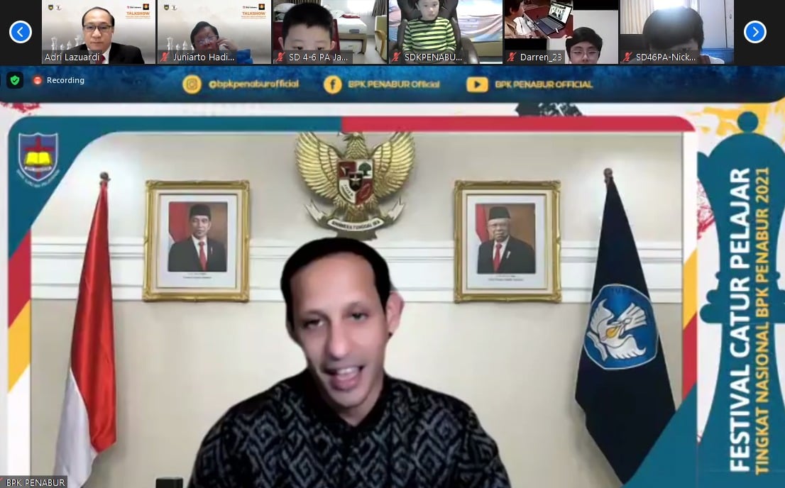 Mendikbudristek Nadiem Makarim saat memberi sambutan di Festival Catur Pelajar Tingkat Nasional BPK Penabur 2021, Sabtu (14/8).