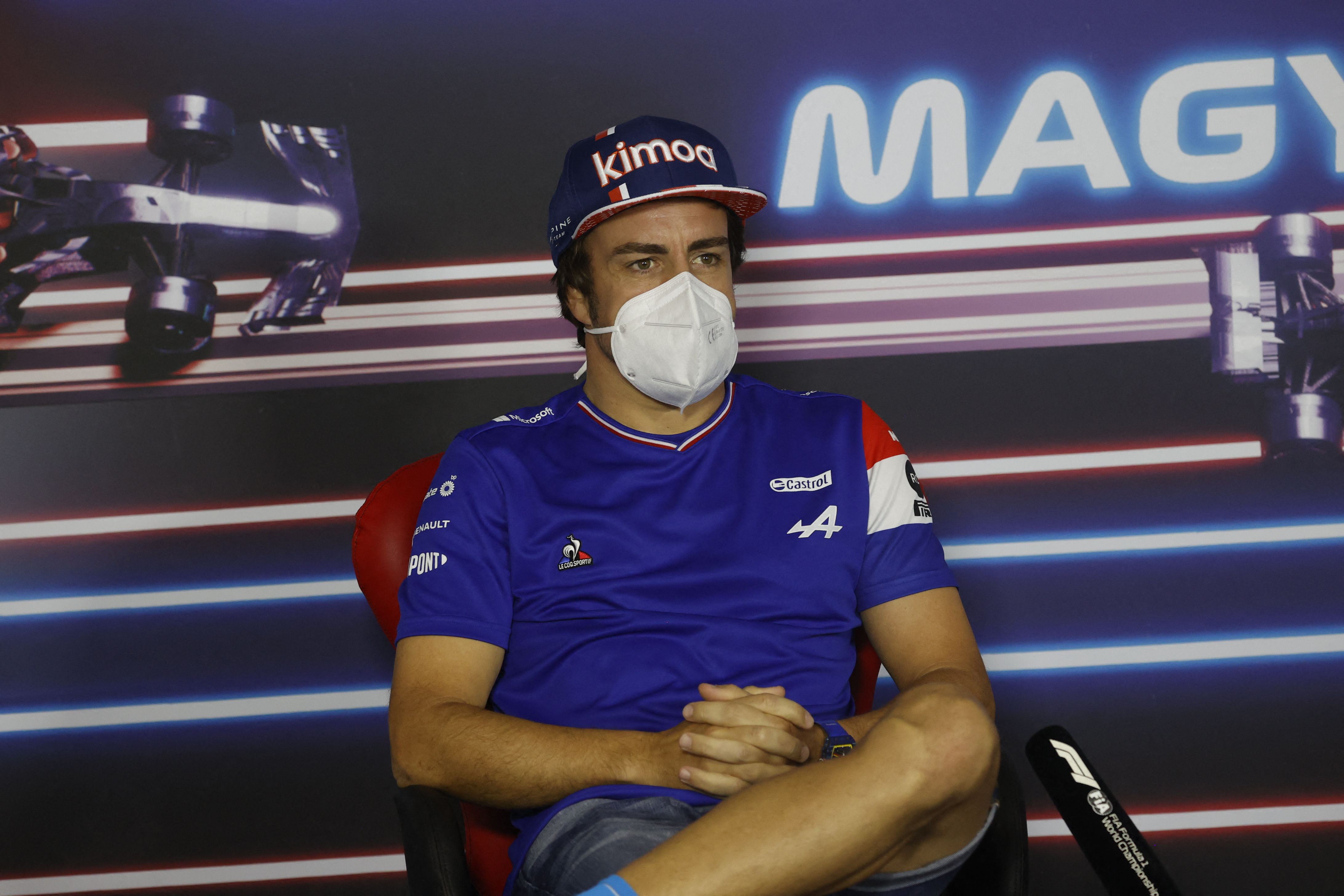 Fernando Alonso memperpanjang kontrak dengan tim Alpine.