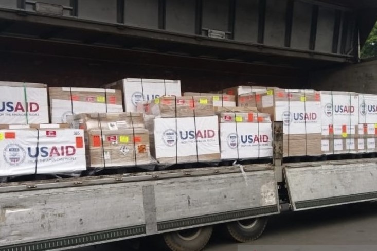 Bantuan alat kesehatan dari AS