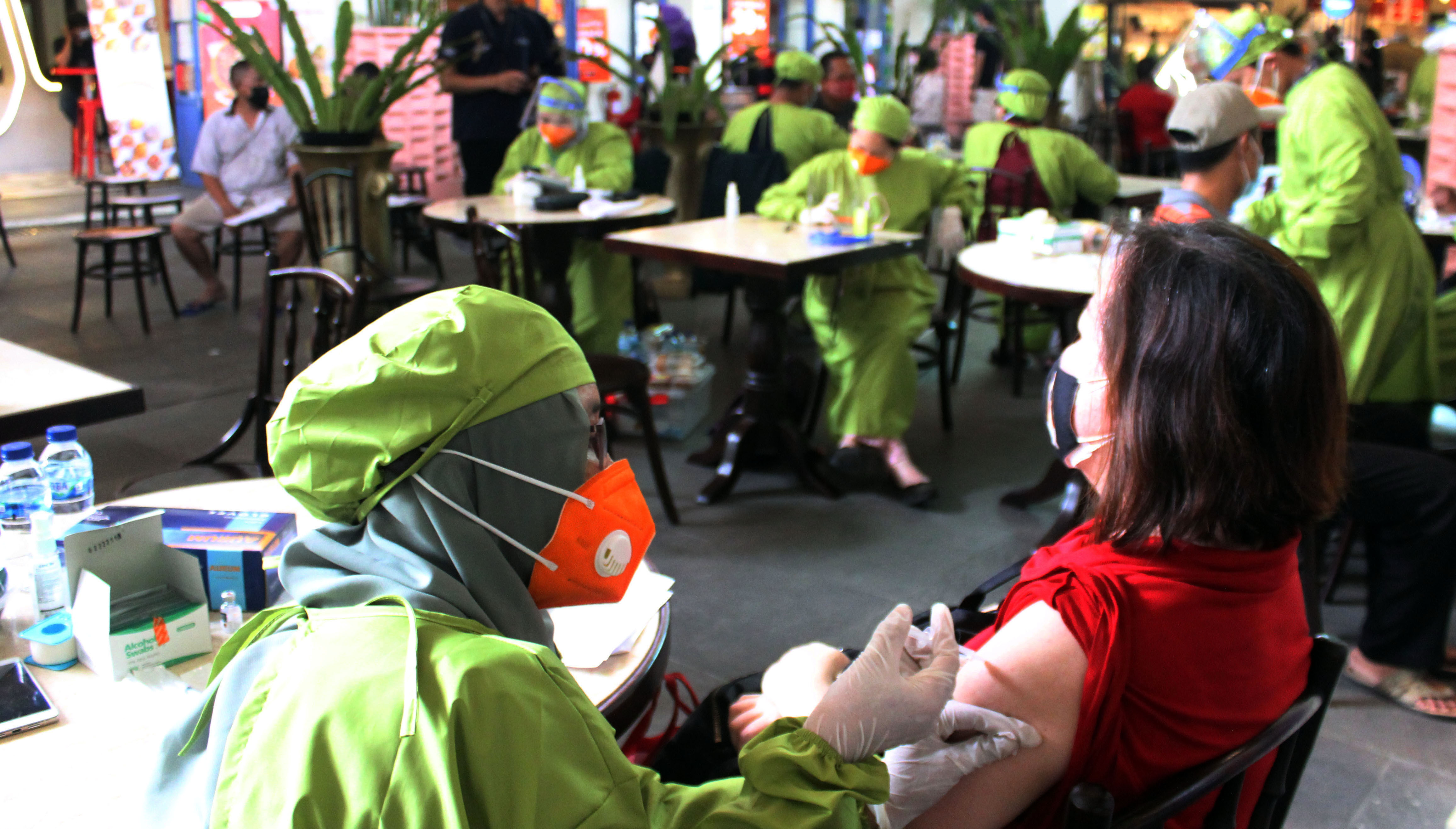 Ini Alasan Anies Jadikan Vaksin Syarat Wajib Kegiatan Usaha