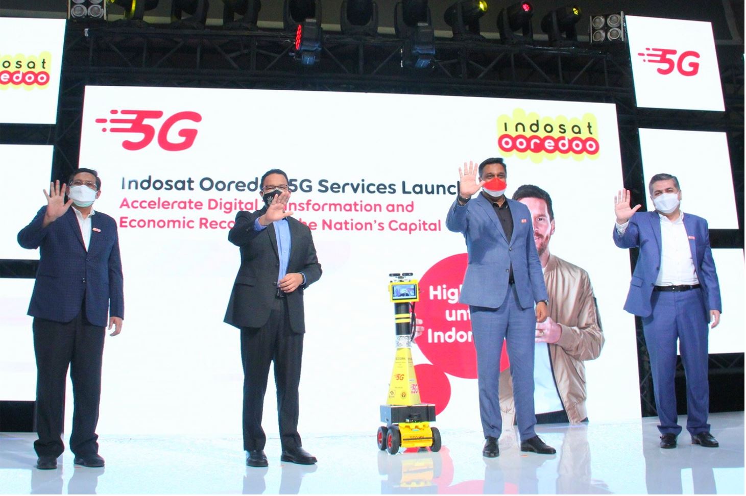 Peluncuran layanan 5G komersial Indosat Ooredoo di Jakarta.