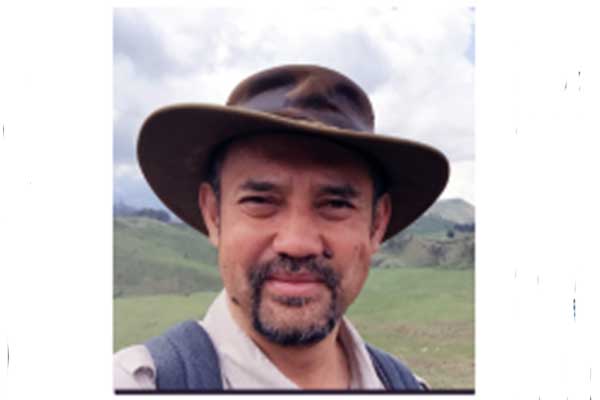 Prof Dr Satria Bijaksana Guru Besar di Bidang Kemagnetan Batuan, Fakultas Teknik Pertambangan dan Perminyakan ITB