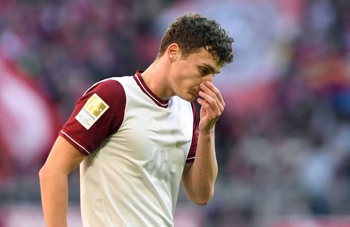 Tanpa Pavard yang Cedera, Pertahanan Muenchen Kian Keropos