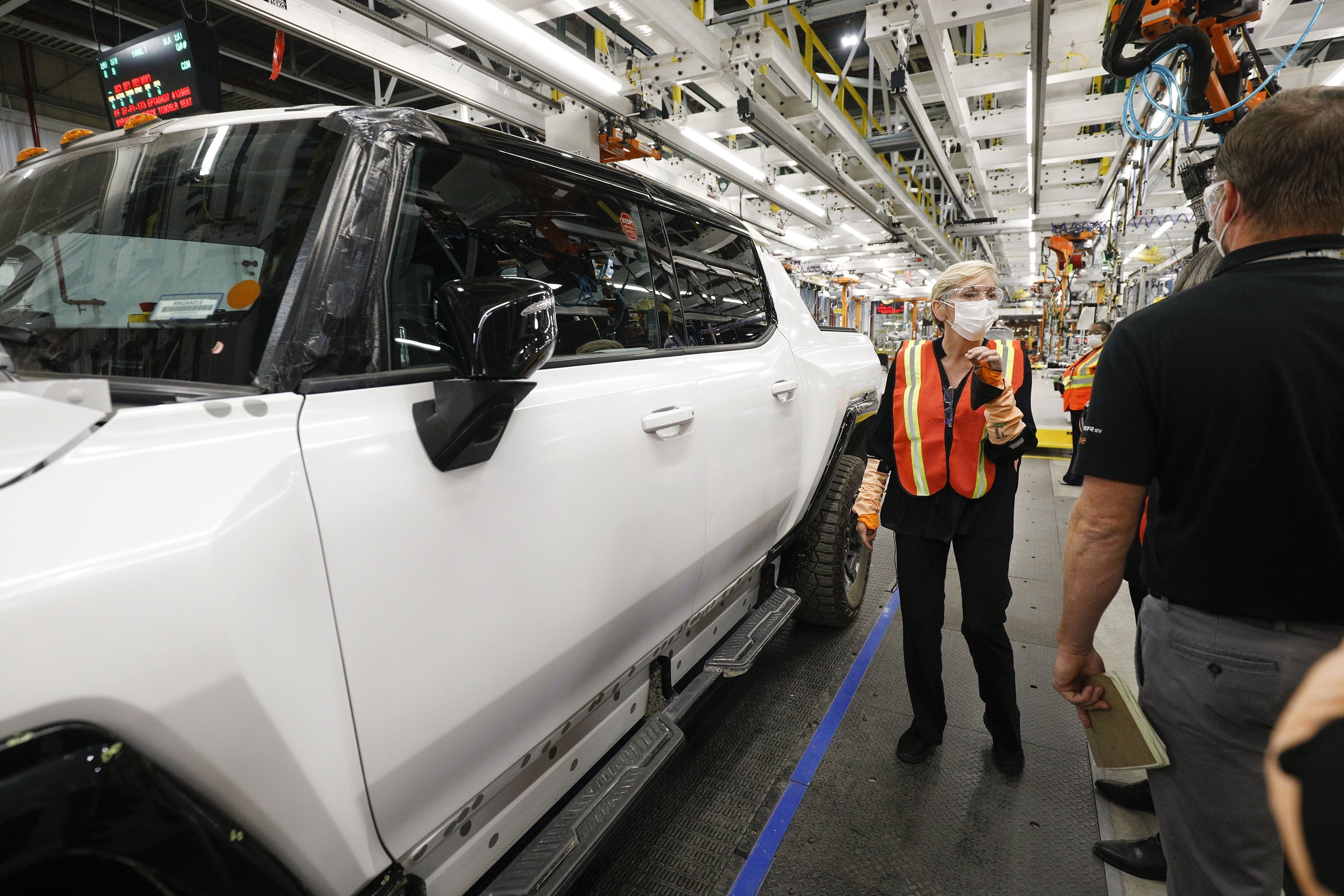 Biden Targetkan 50% Kendaraan Baru Bertenaga Listrik pada 2030