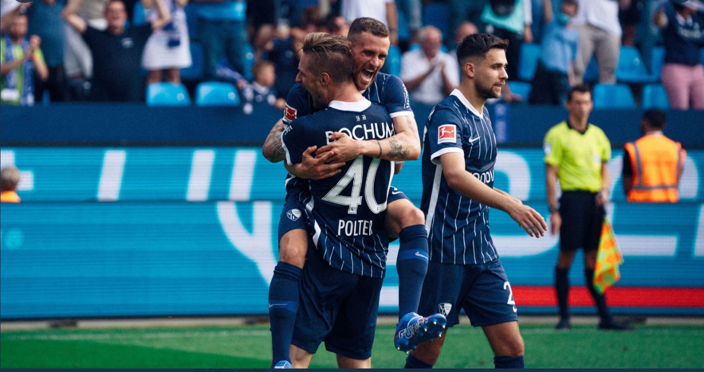 Pemain Bochum melakukan selebrasi usai mencetak gol ke gawang Mainz di laga Bundesliga.