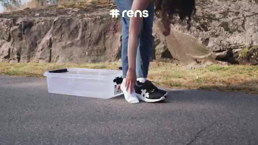 sepatu Nomad produk Rens yang terbuat dari ampas kopi