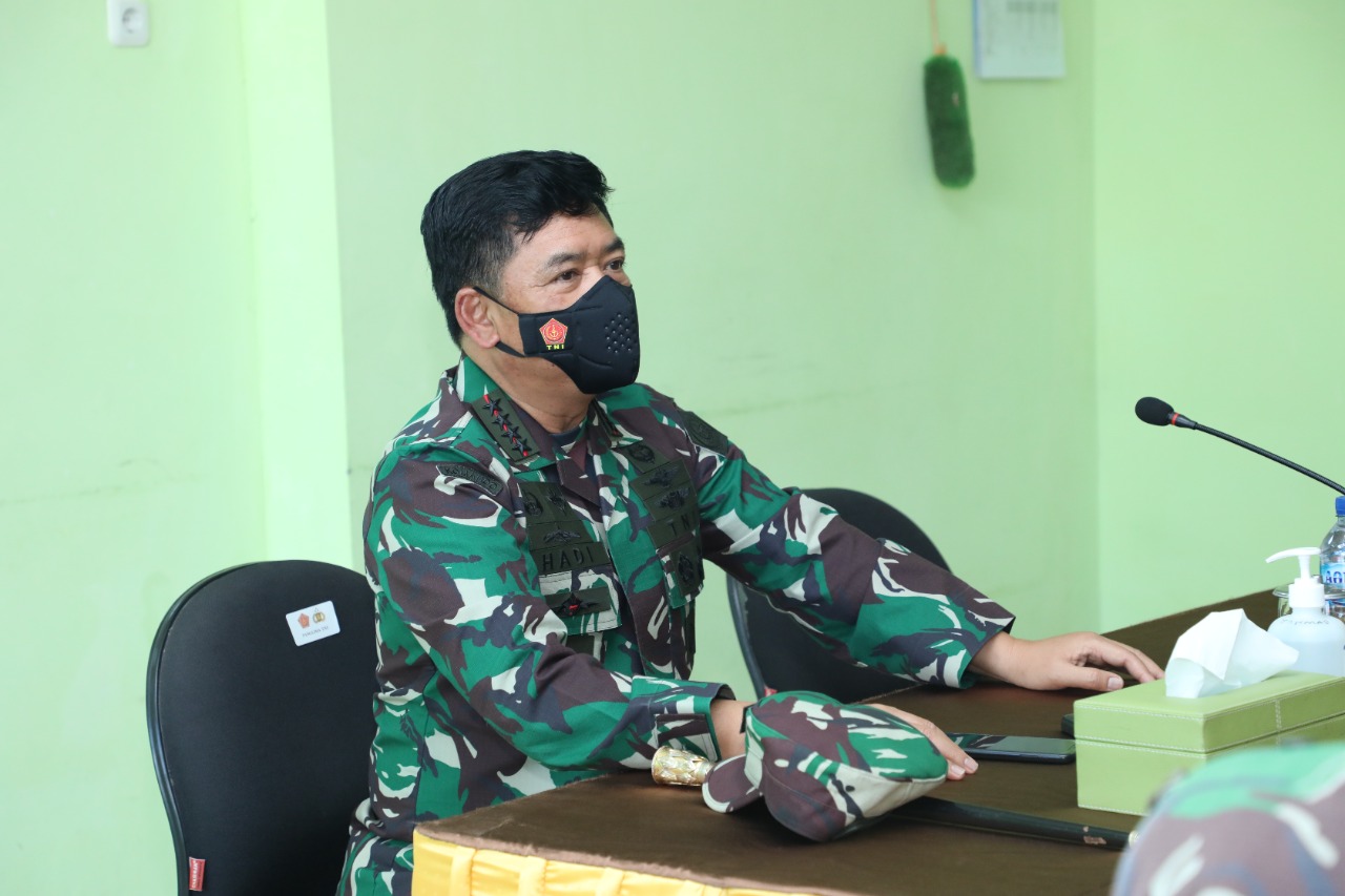 Panglima TNI Marsekal Hadi Tjahjanto yang pensiun pada November 2021.