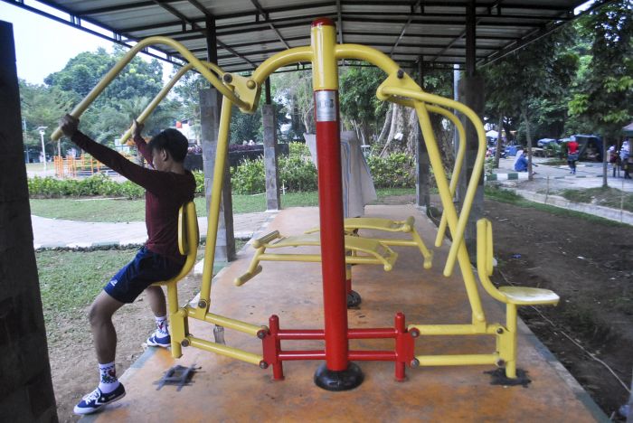 Selain makanan bergizi, olahraga teratur juga penting di masa pandemi.