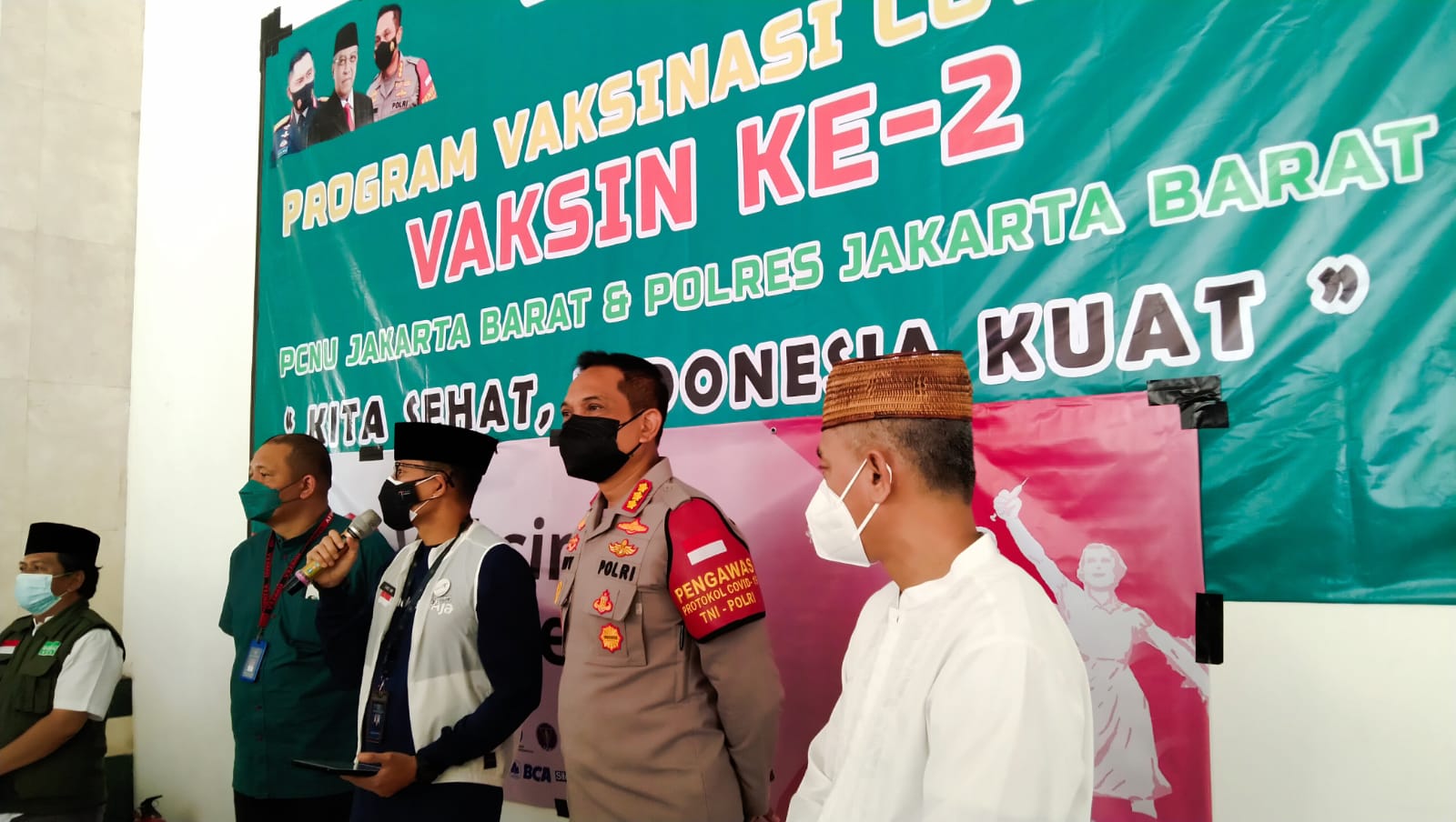 Menparekraf Sandiaga Uno menargetkan sebanyak 40 ribu pelaku parekraf divaksinasi per hari. 