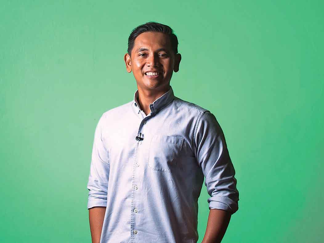 Aldi Haryopratomo, relawan Warga BantuWarga  