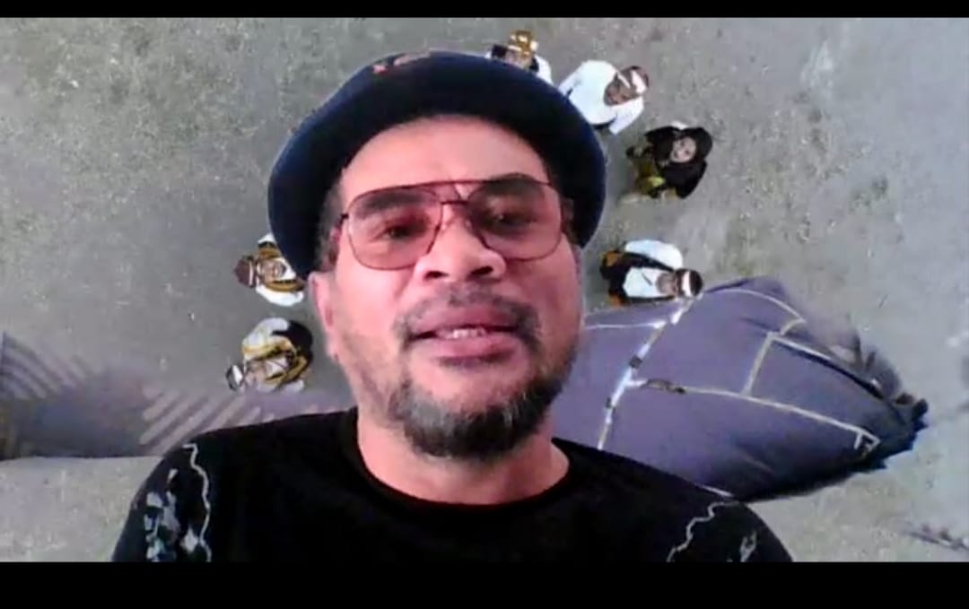 Musisi Ivan Nestorman.