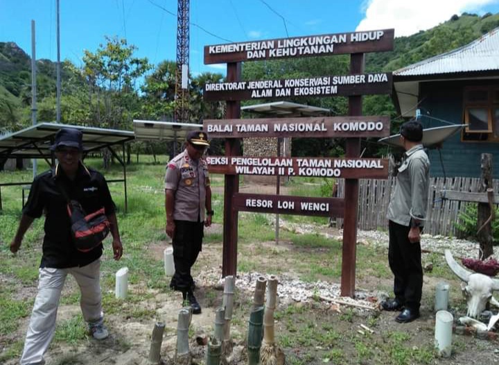 Lokasi Pos jaga milik TNK yang tak jauh dari laju Pemali lokasi kebakaran kawasan di bagian barat Pulau Komodo, Manggarai Barat, NTT.