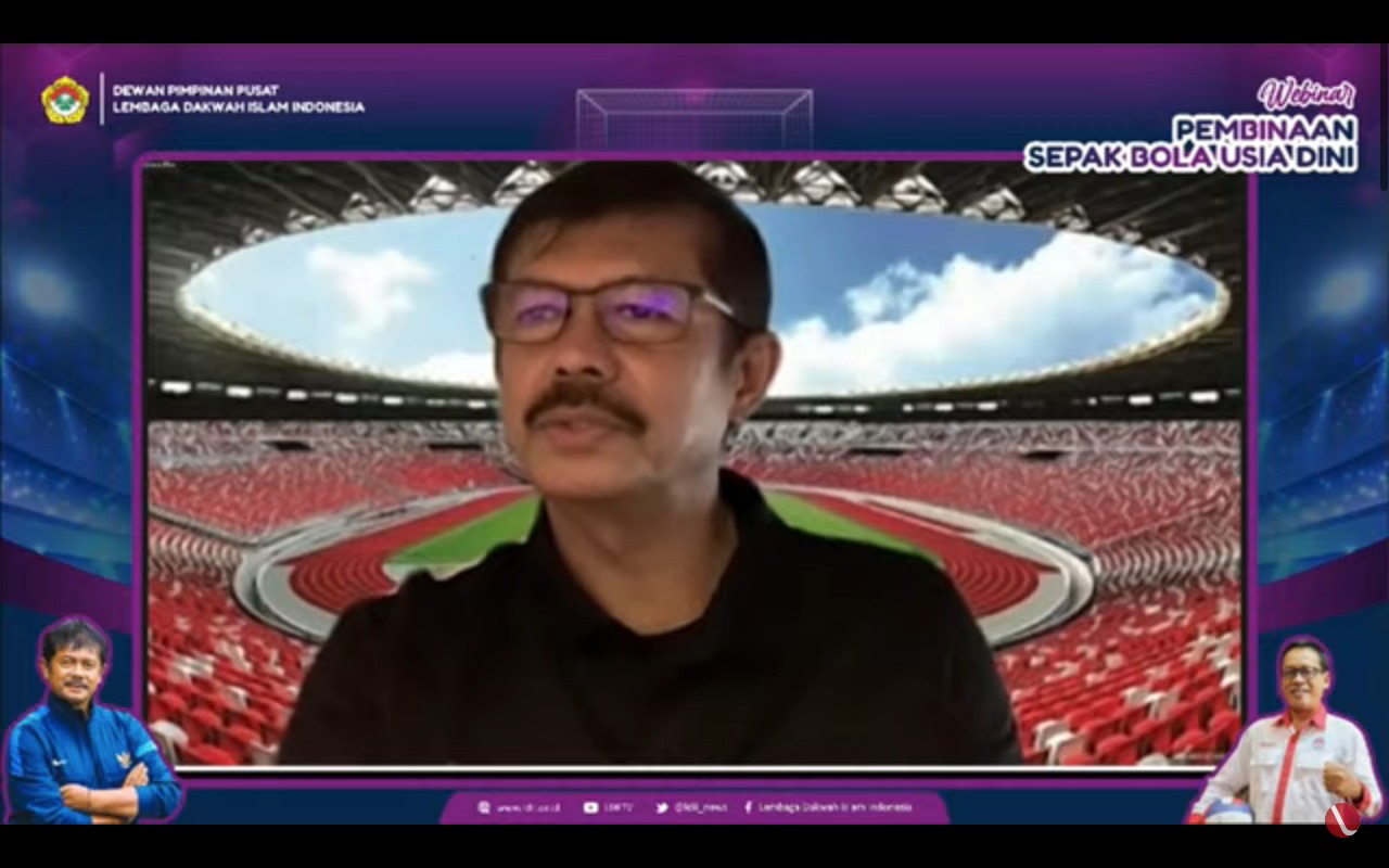 Direktur Teknik PSSI Indra Sjafrie di webinar LDII