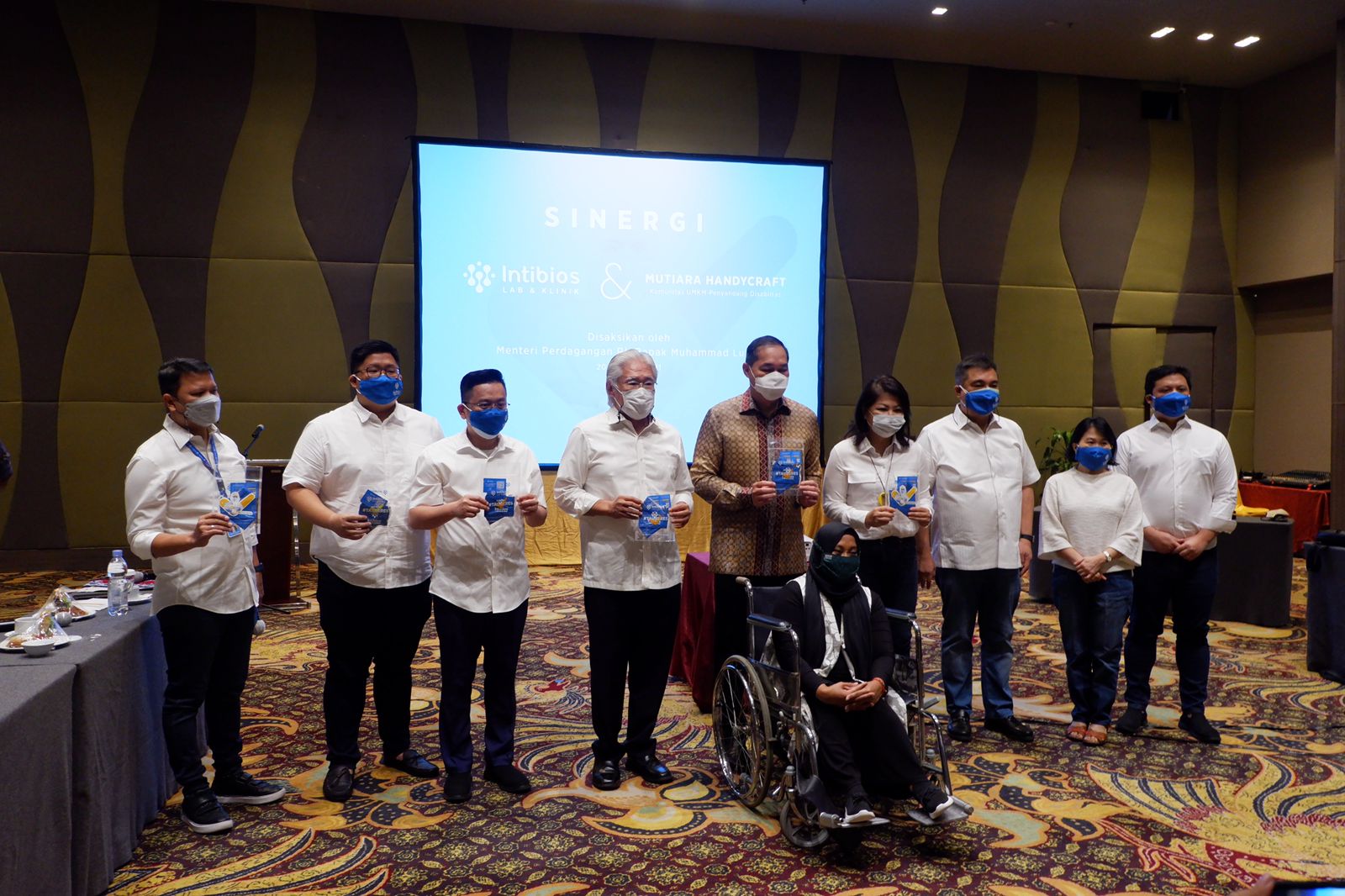 Sukuran pembelian masker dari UMKM komunitas disabilitas oelh Intibios Lab