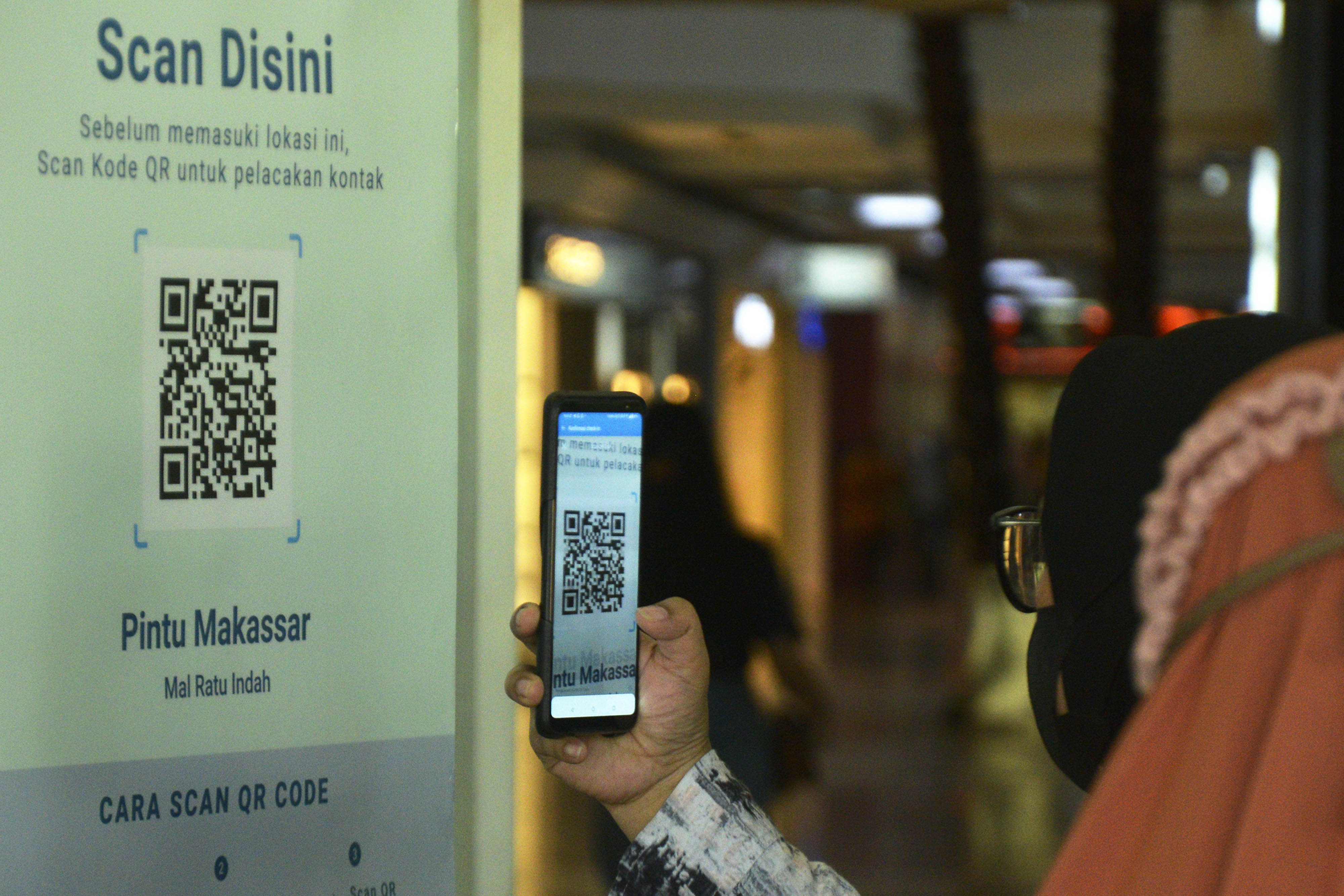 Sandiaga Pastikan Pemakaian PeduliLindungi akan Dimasifkan di Tempat Wisata