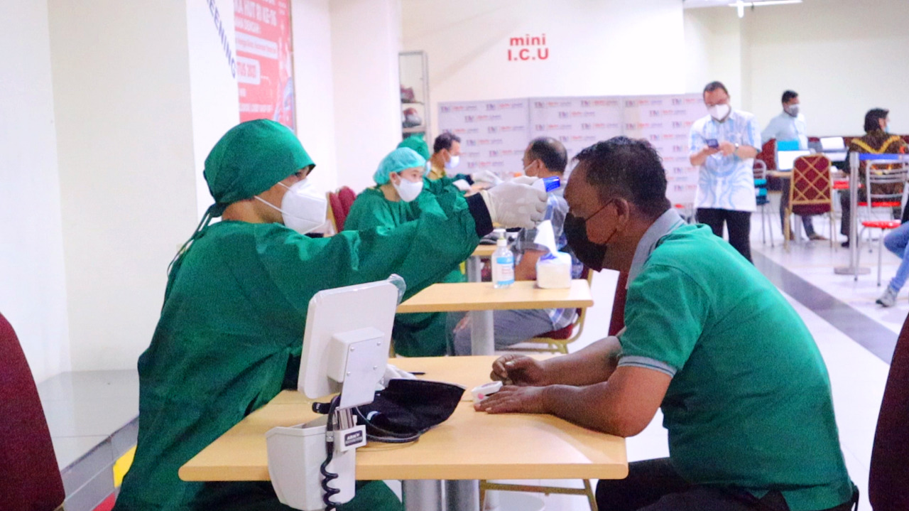 Sentra vaksinasi di LTC Glodok