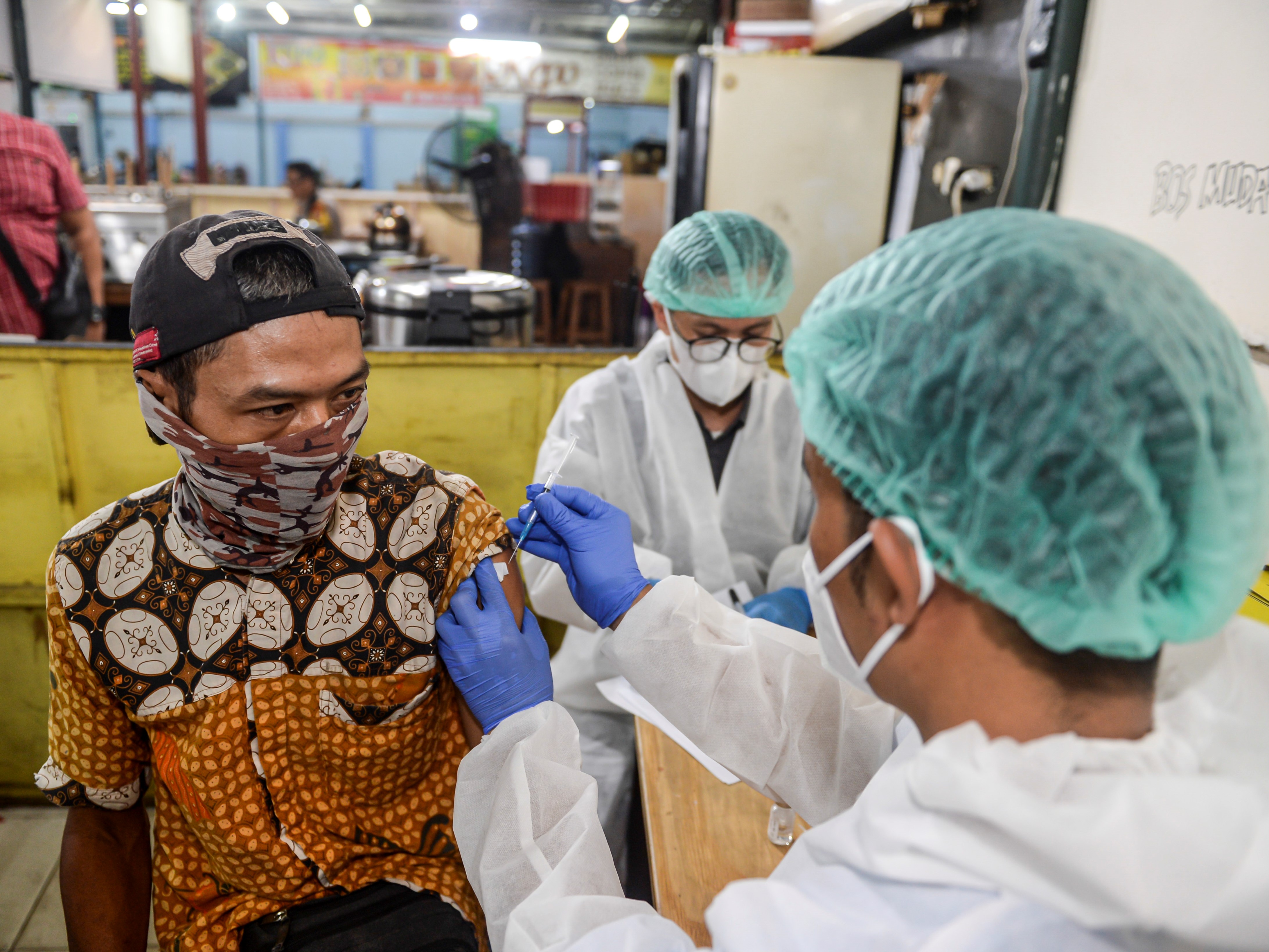 Ilustrasi vaksinasi.