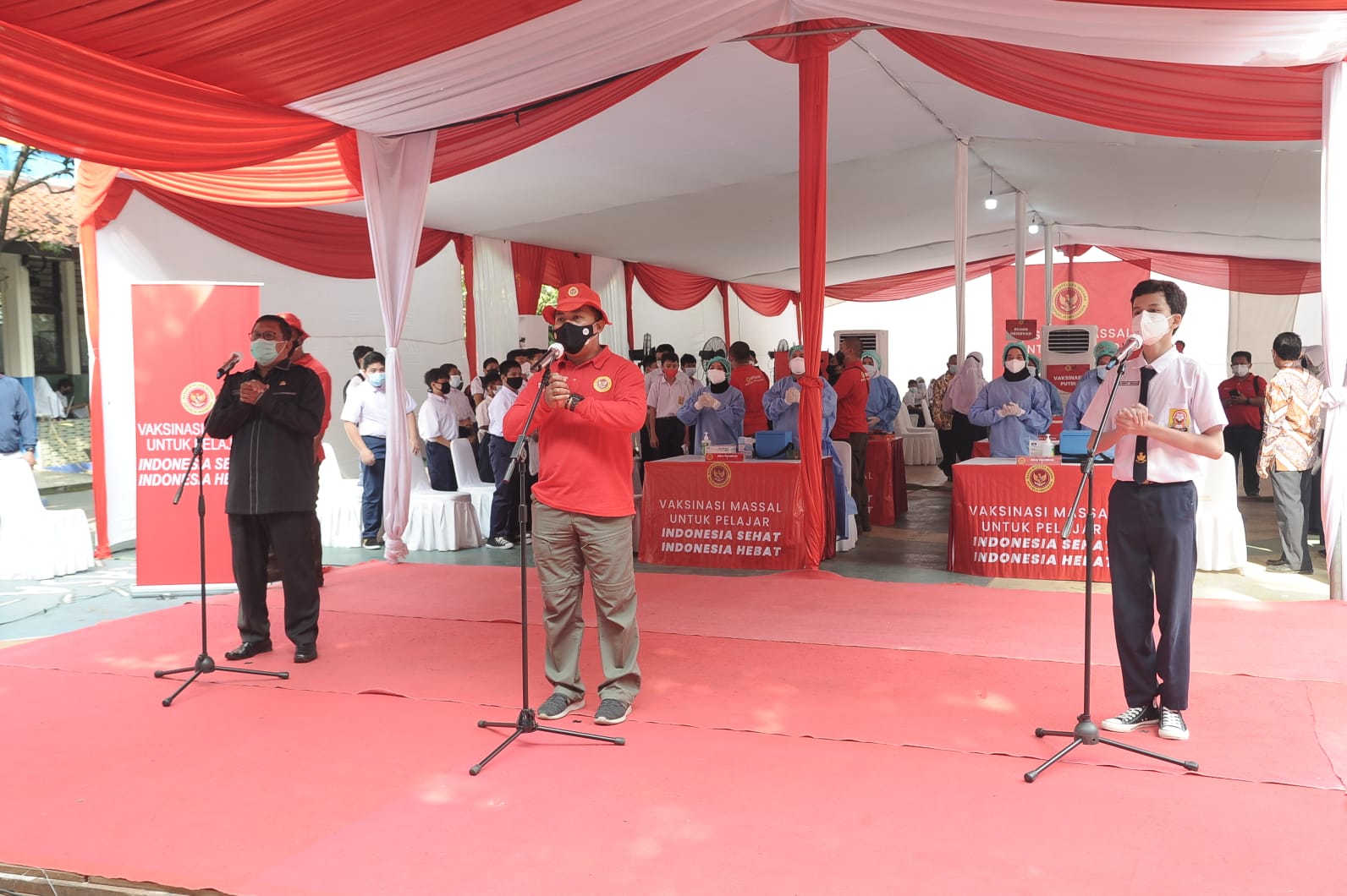 BIN Vaksinasi Covid 1.000 Pelajar SMP di Kota Depok