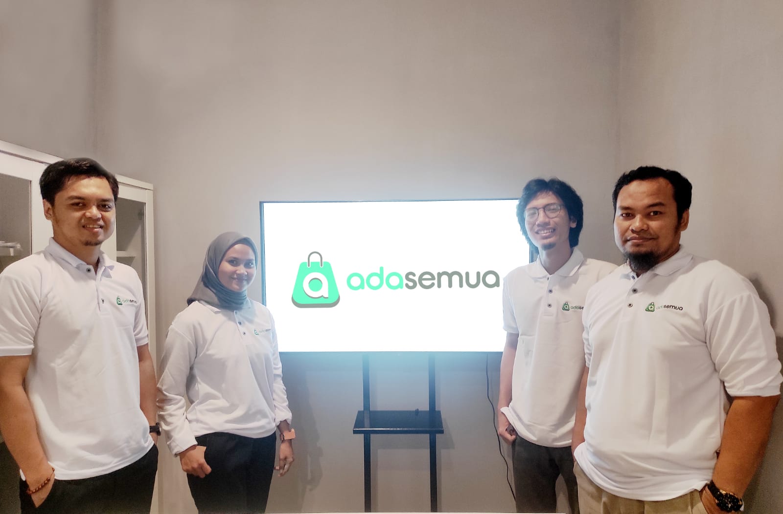  Abdul Karim Zaidan dan sejumlah pengurus adasemua.id. 