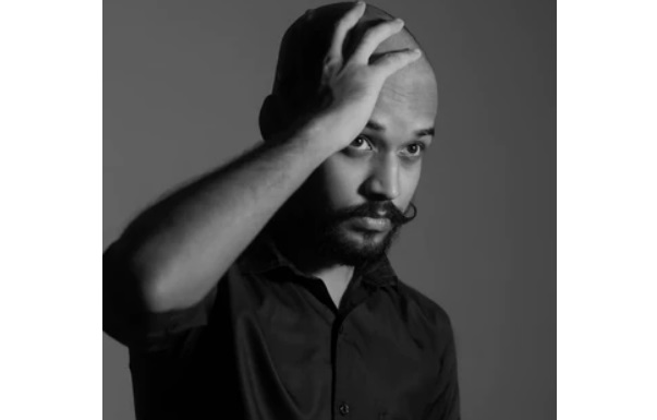 Sulit mengucapkan kata yang dimaksud.