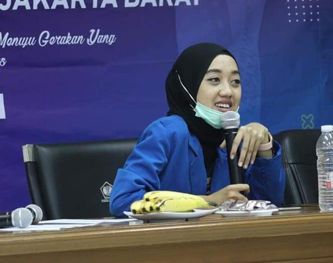 Ketua Korps Pergerakan Mahasiswa Islam Putri Pengurus Koordinator Cabang Pergerakan Mahasiswa  Islam Indonesia Agustini Nurur Rohmah.