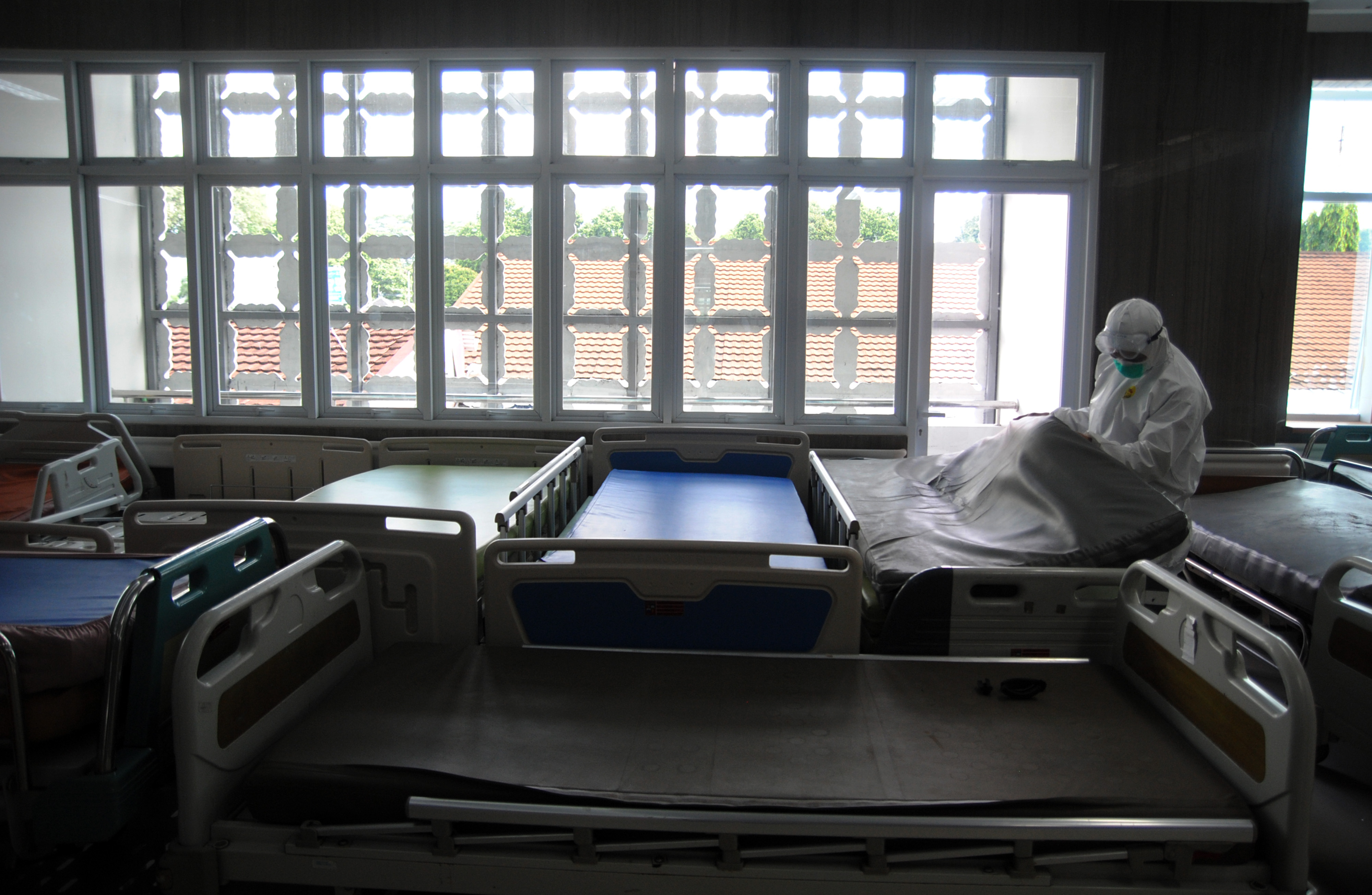 Suasana ruang perawatan untuk pasien covid-19