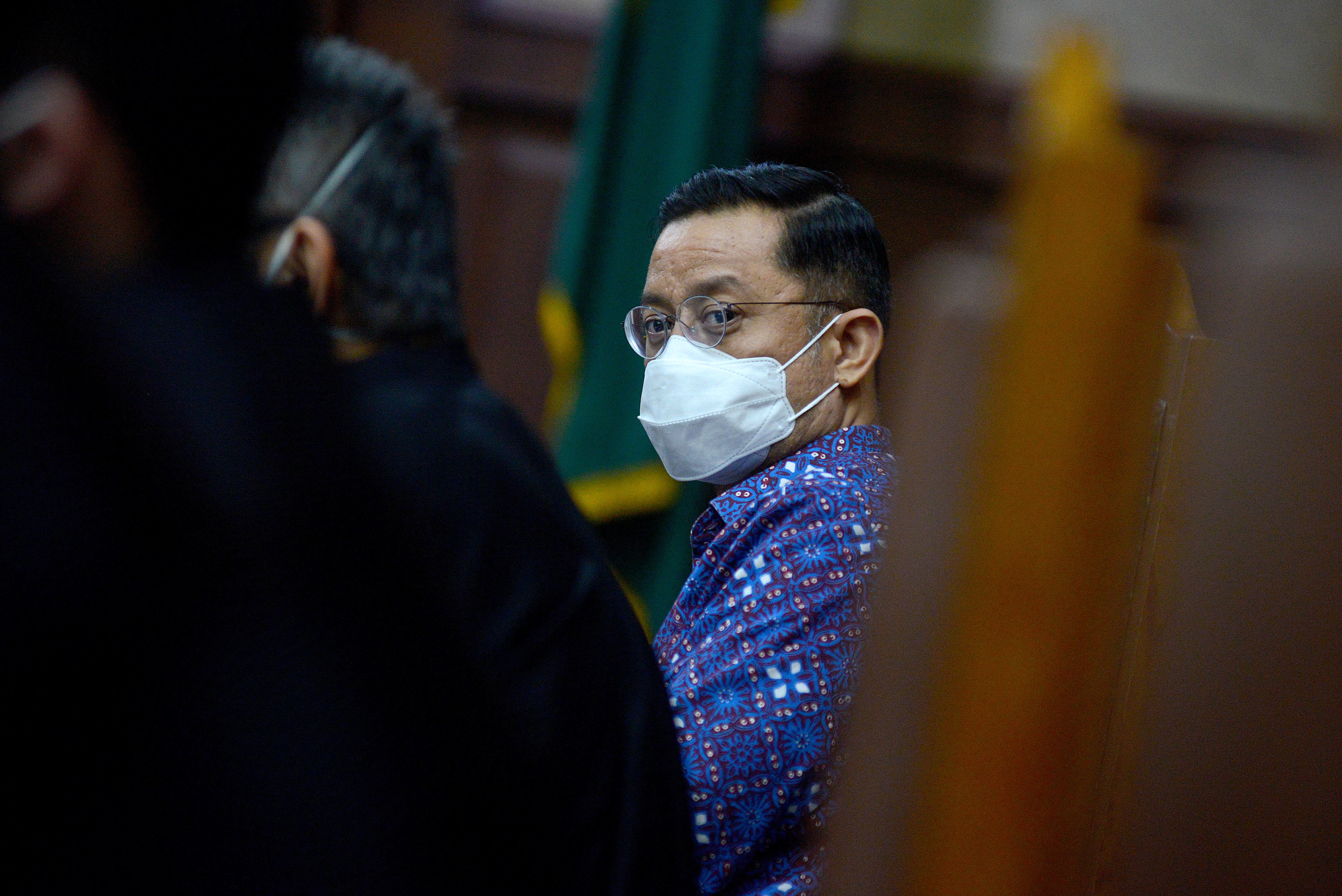 Terdakwa mantan Menteri Sosial Juliari Batubara saat menghadiri sidang lanjutan di Pengadilan Tipikor.