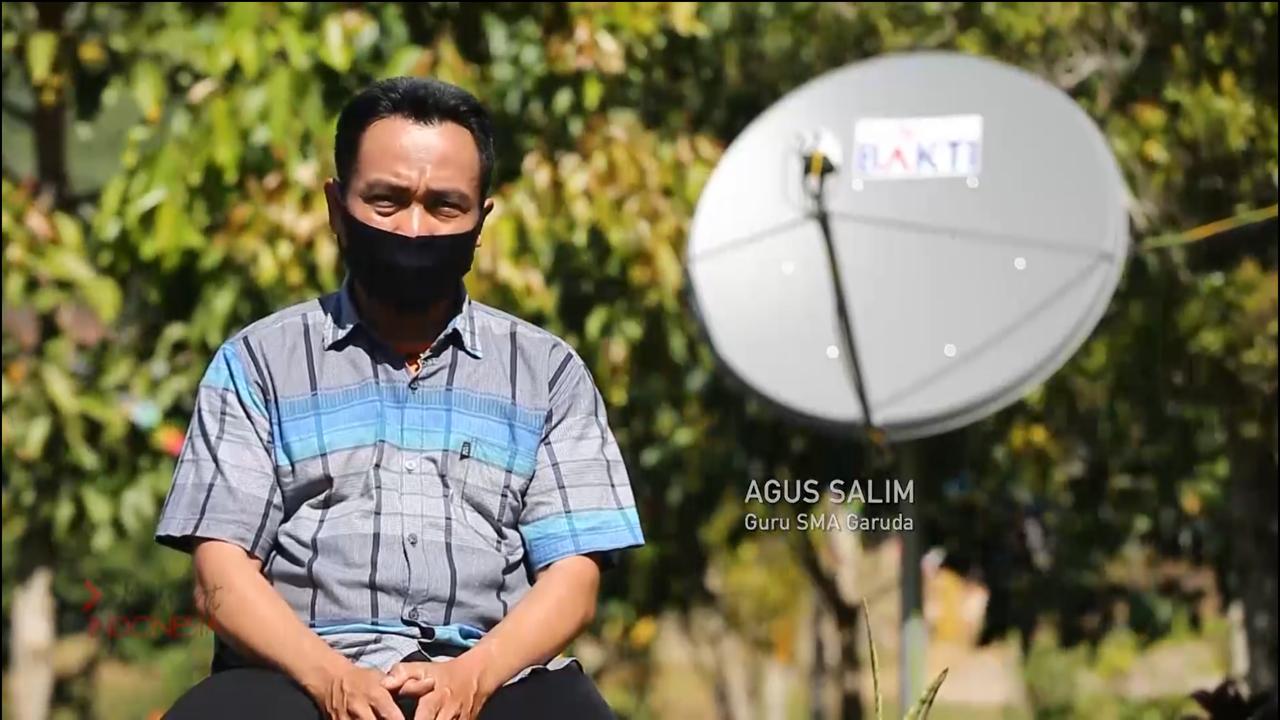  Agus Salim, salah satu guru di SMA Garuda, menjelaskan bahwa kurikulum 2013 menuntut para siswa untuk mencari pengetahuan secara mandiri.