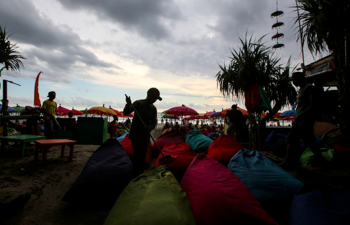  Suasana di sebuah restoran di Seminyak, Bali 