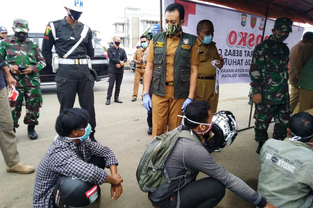 ilustrasi para pelanggar protokol kesehatan