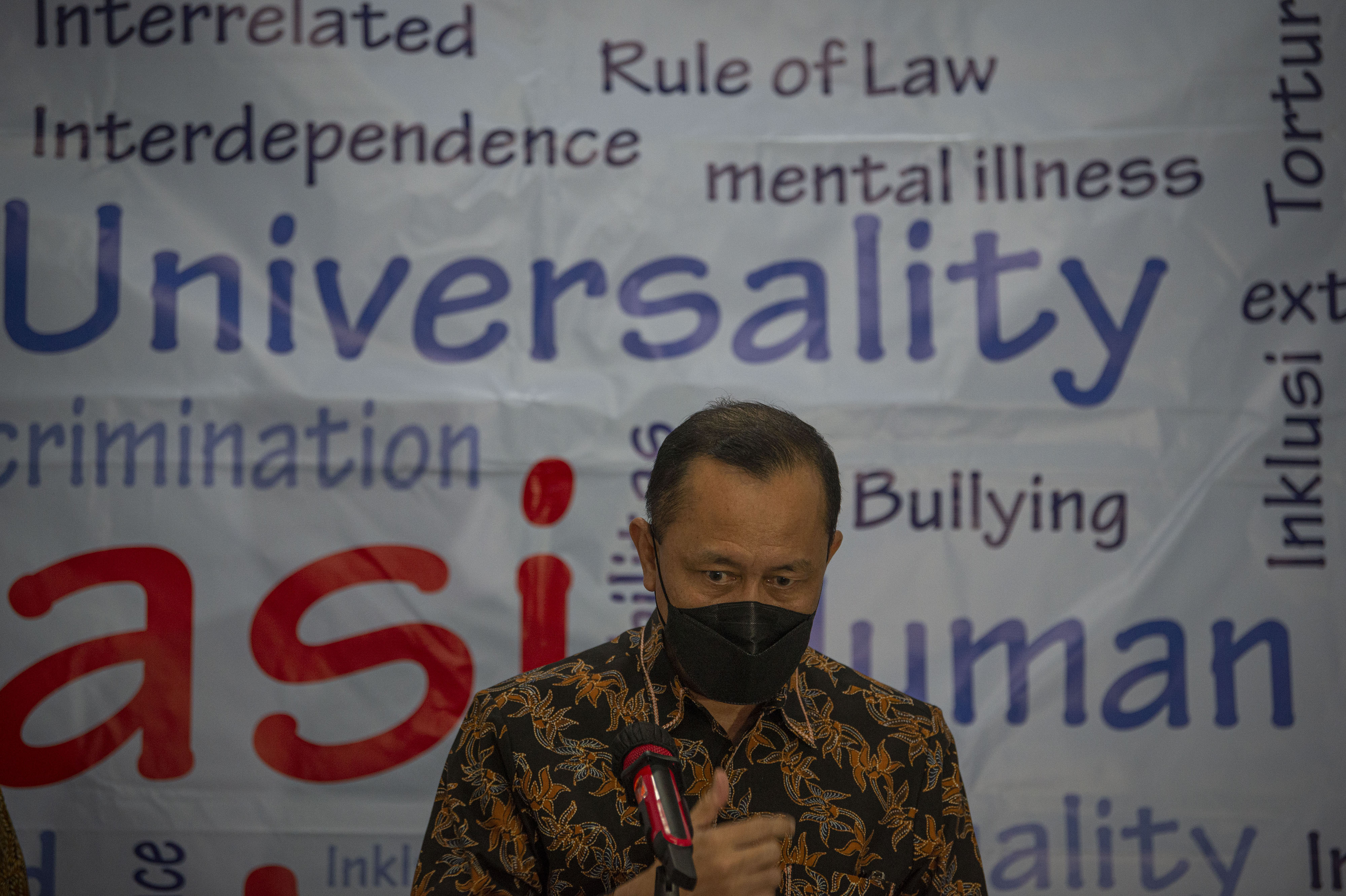  Ketua Komnas HAM Ahmad Taufan Damanik