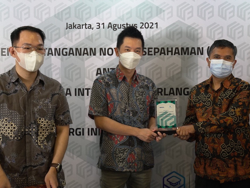 Digitalisasi perguruan tinggi di Indonesia perlu dicapai secara cepat dan merata.