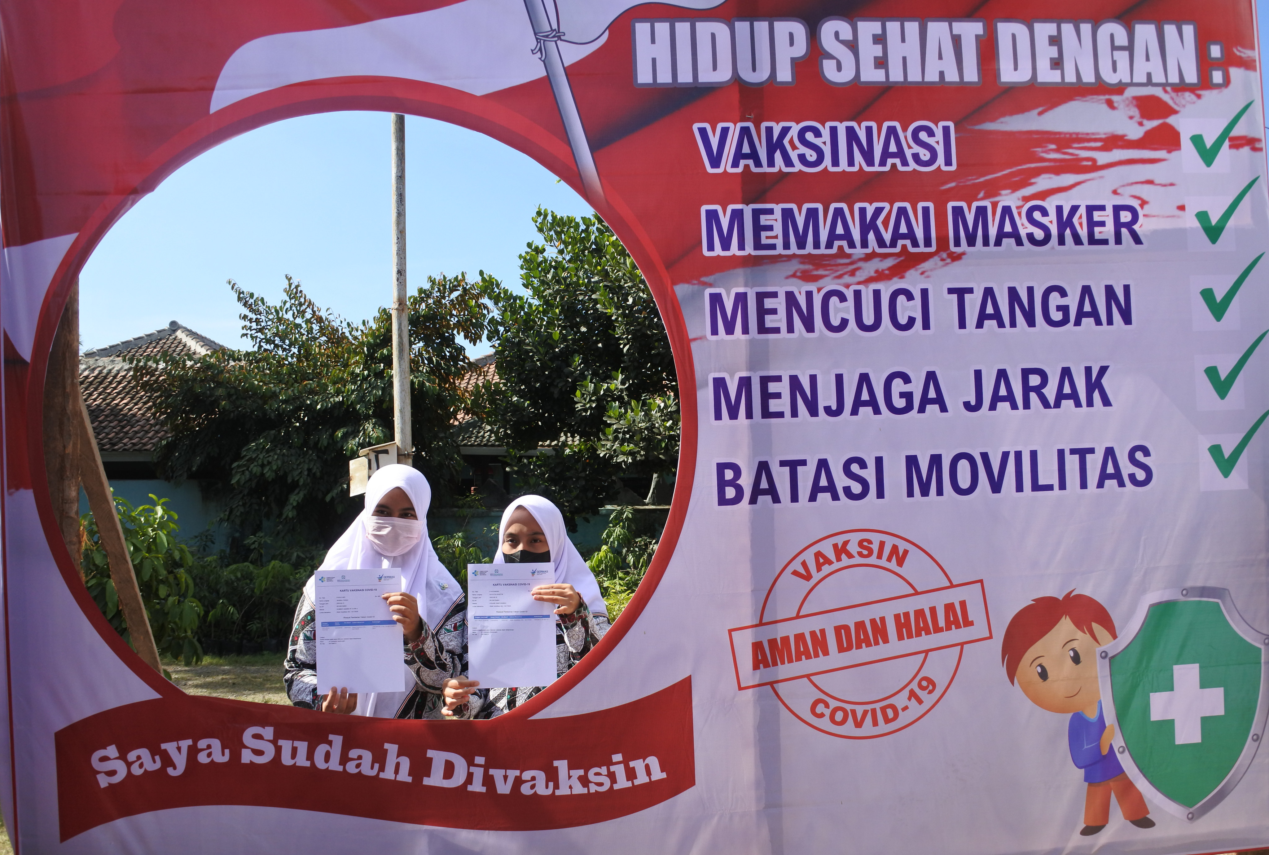 Ilustrasi vaksinasi di lingkungan pesantren