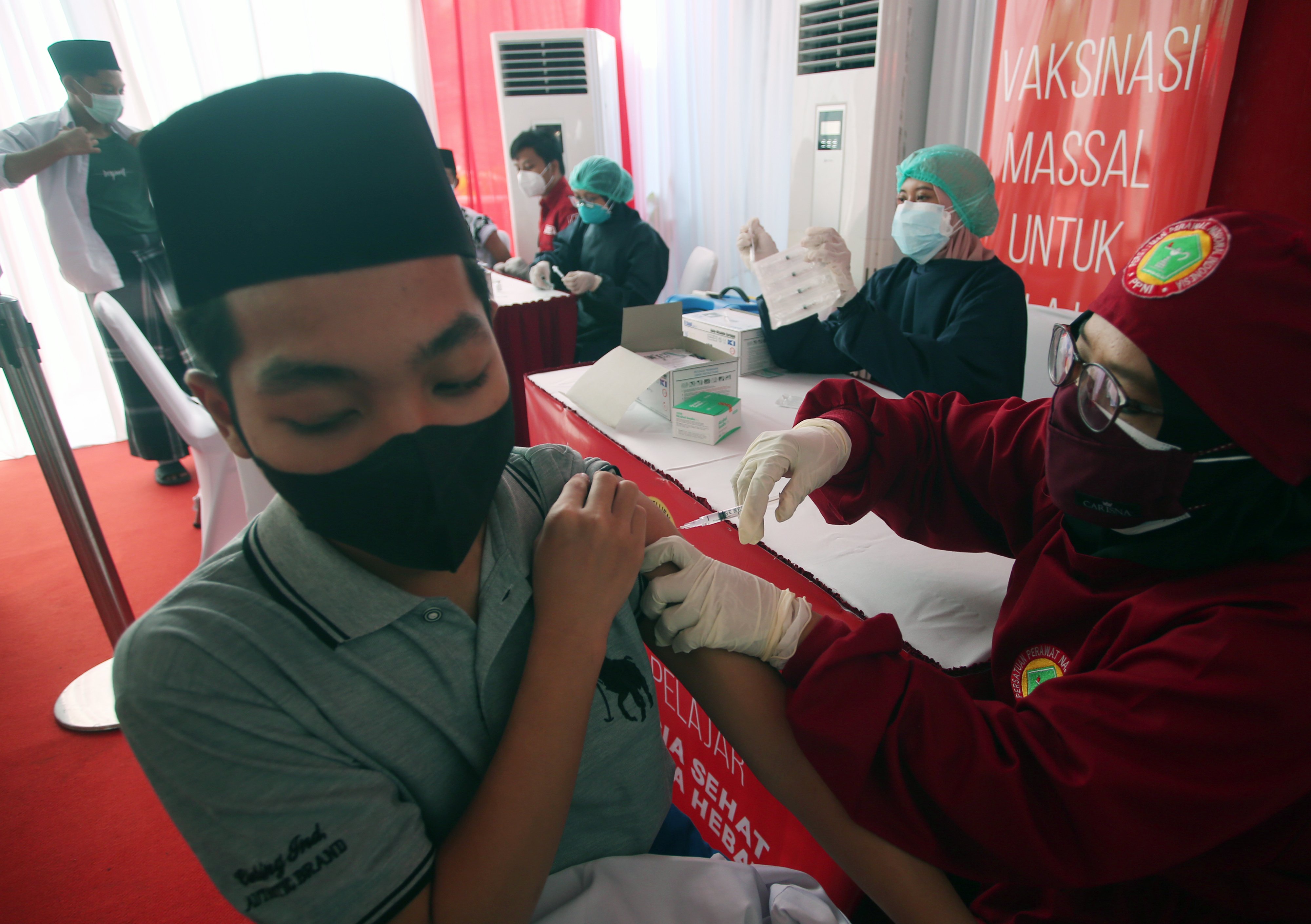 Ilustrasi vaksinasi covid-19