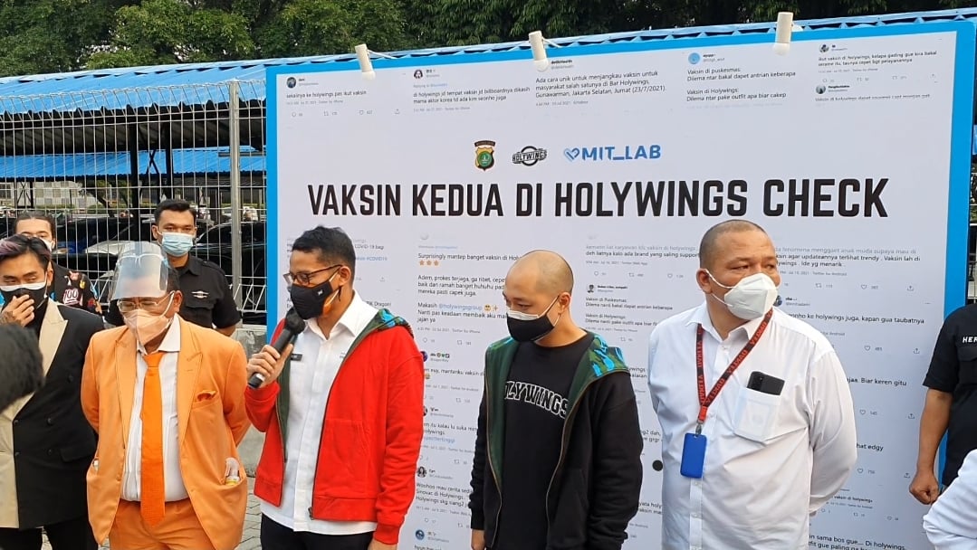Sandi Uno Sebut Holywings Tempat Asik untuk Vaksin