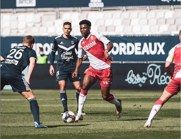 Gelandang Monaco Aurelien Tchouameni 