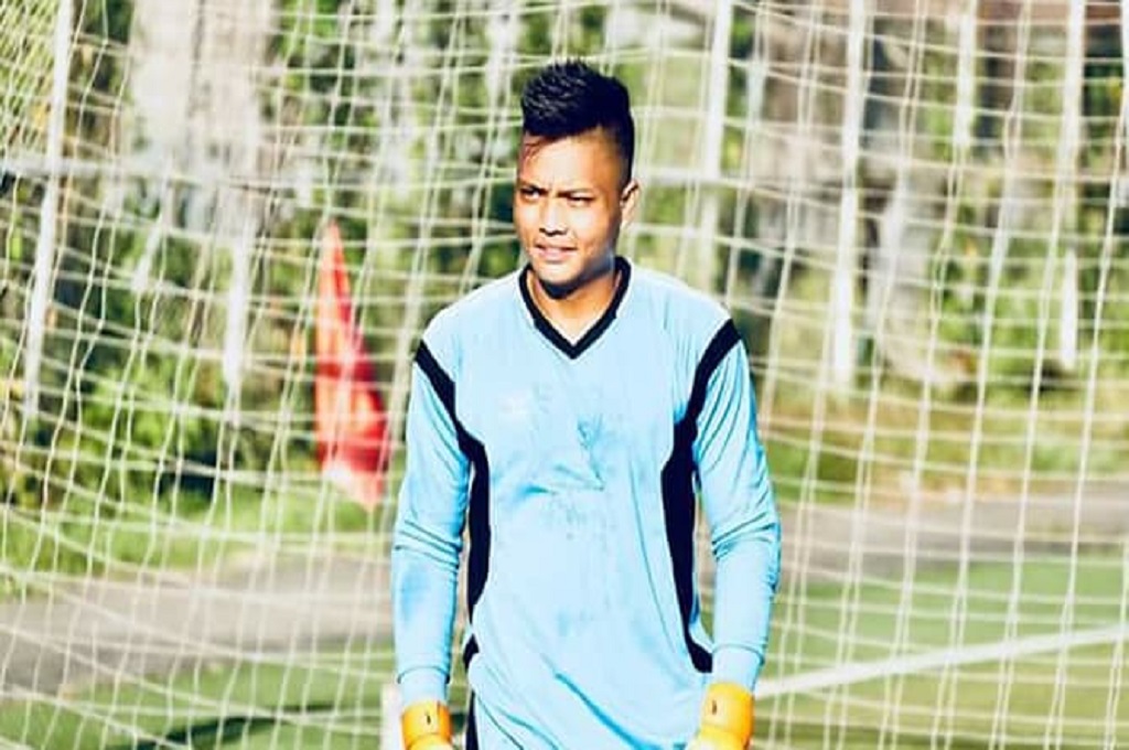 Penjaga gawang dari tim nasional Myanmar Pyae Lyan Aung