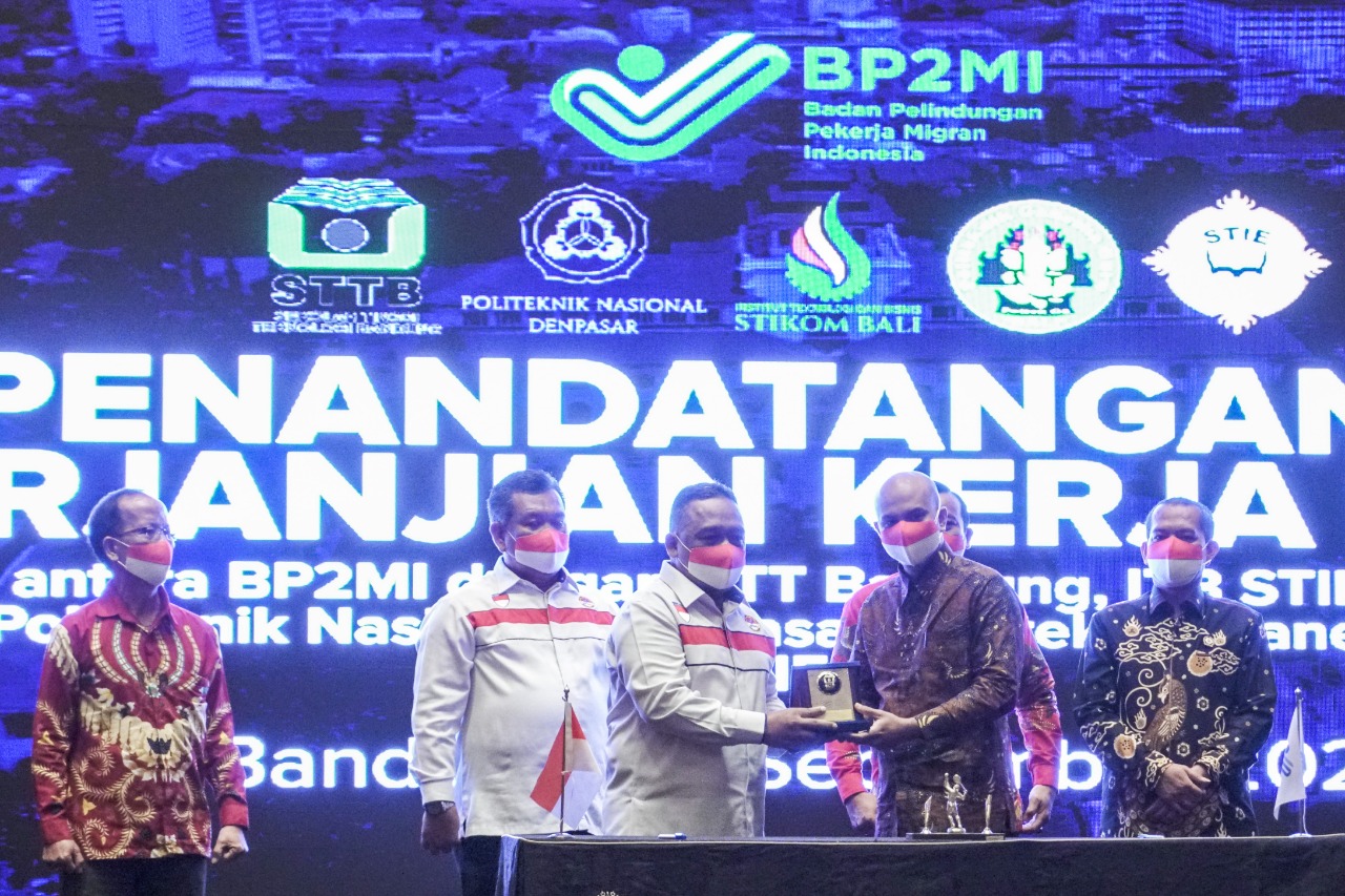 Pemerintah Mempermudah Warga yang hendak Bekerja di Luar Negeri