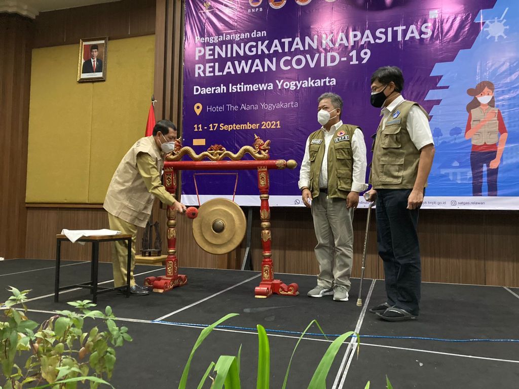 Penggalangan dan Peningkatan Kapasitas 1000 Relawan COVID-19 Daerah Istimewa Yogyakarta yang diadakan pada tanggal 11-17 September 2021.