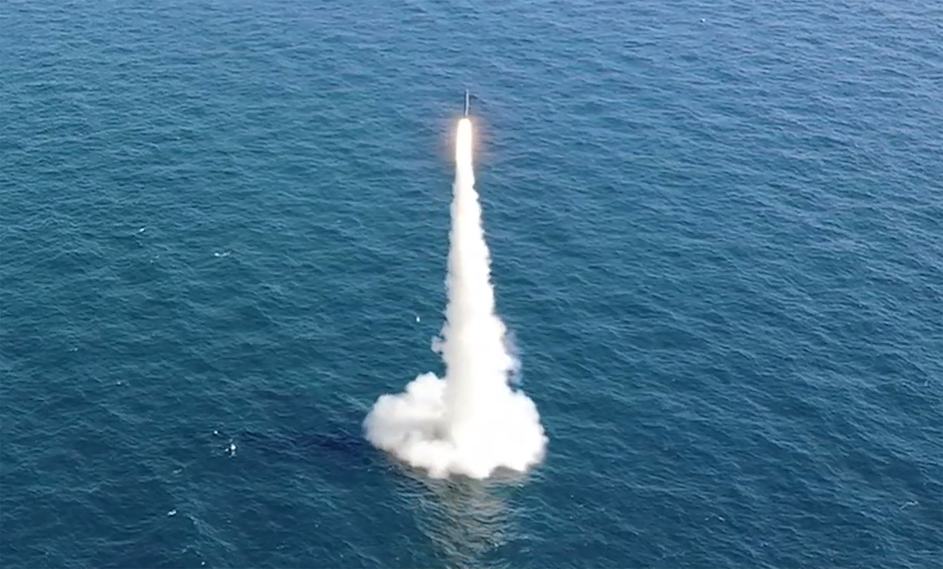 Korsel berhasil melakukan uji coba rudal balistik yang diluncurkan dari kapal selam, Rabu (15/9)