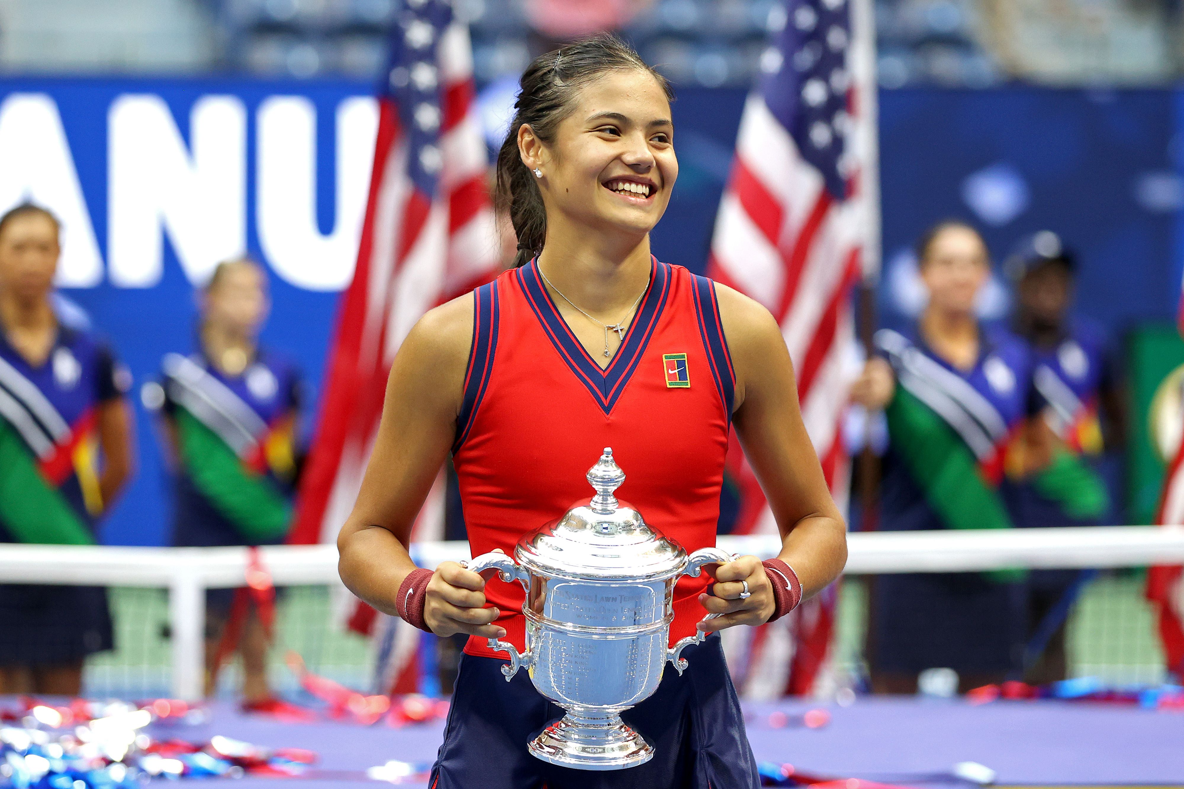 Petenis Britania Emma Raducanu menjuarai AS Terbuka.