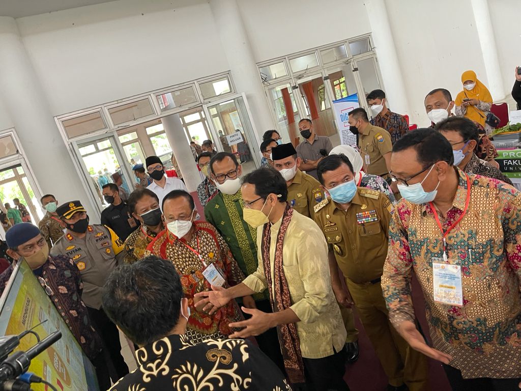 Program Matching Fund Berdayakan Suku Anak Dalam