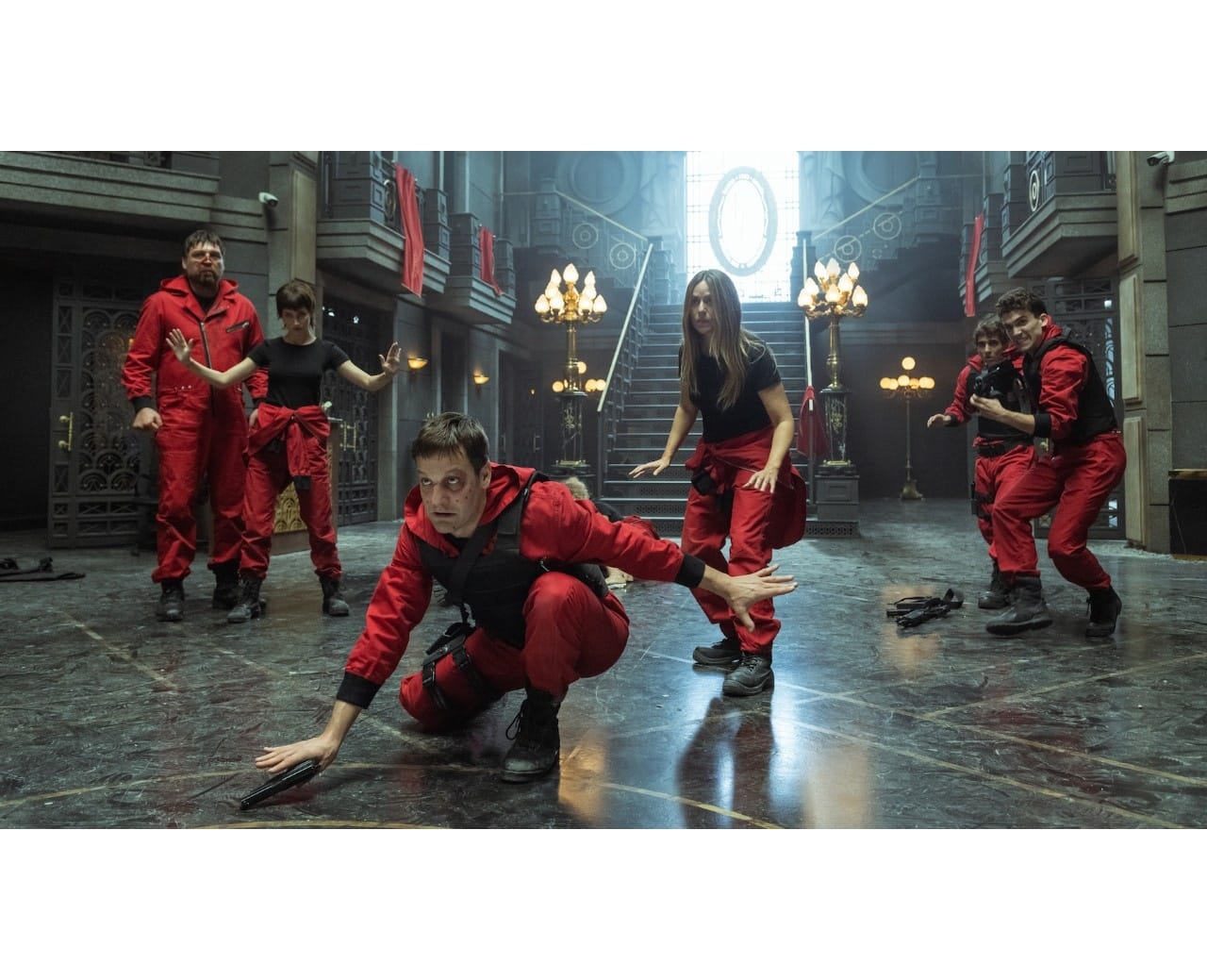 Serial Money Heist atau dalam judul aslinya La Casa de Papel pada 3 September akan merilis musim kelimanya bagian satu.