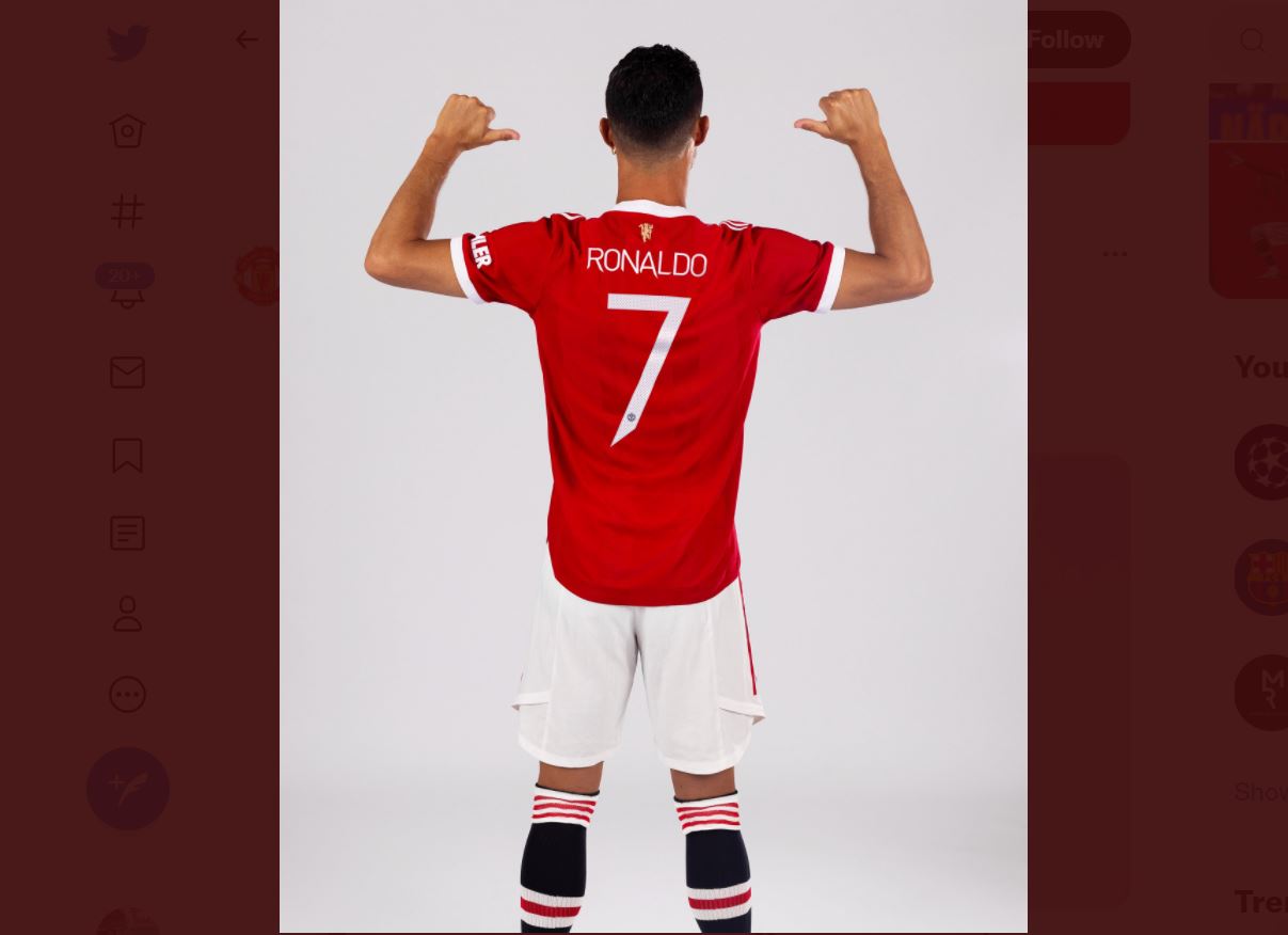Ronaldo Kembali Gunakan Nomor Punggung 7 di MU