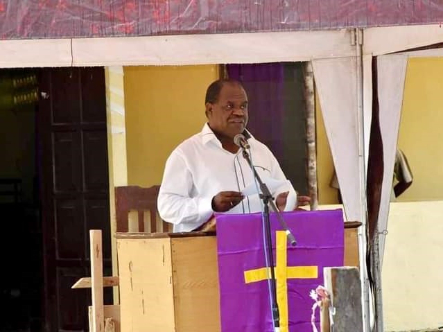 Bupati Sorong Johny Kamuru.