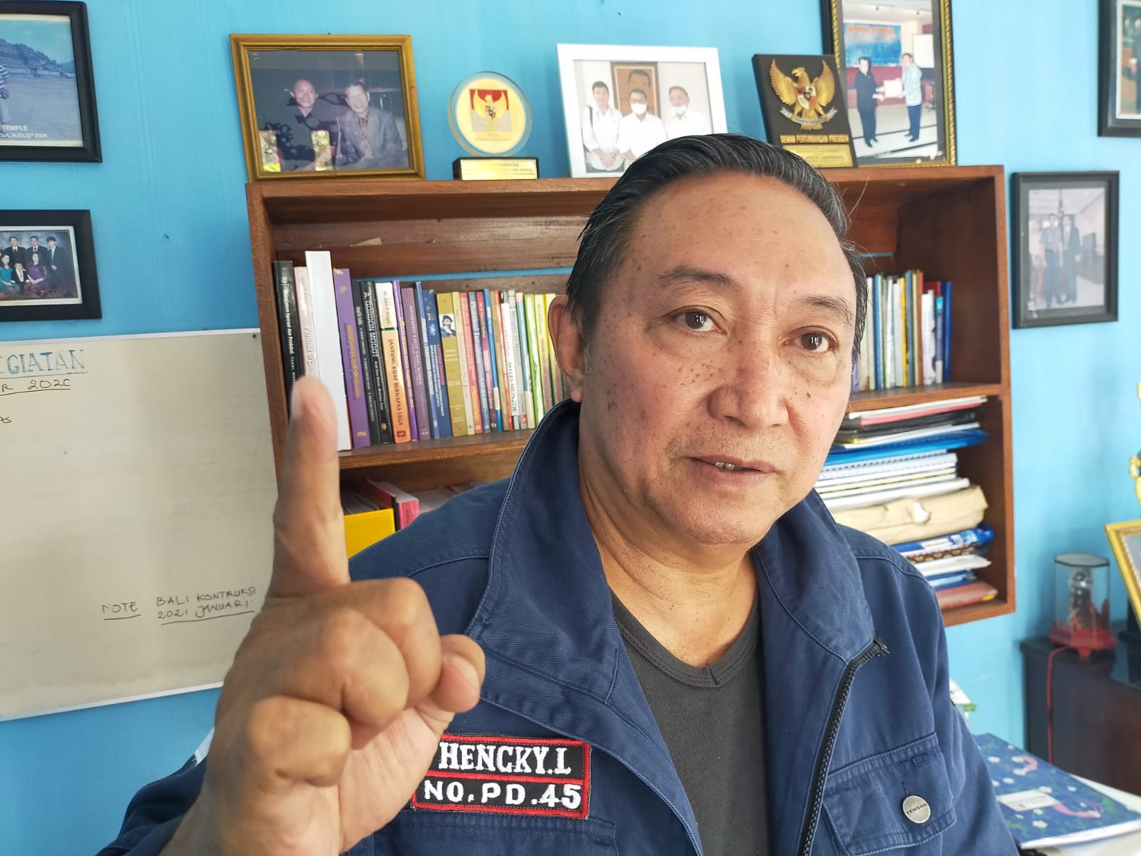 Hencky Luntungan Pendiri Partai Demokrat No. 45