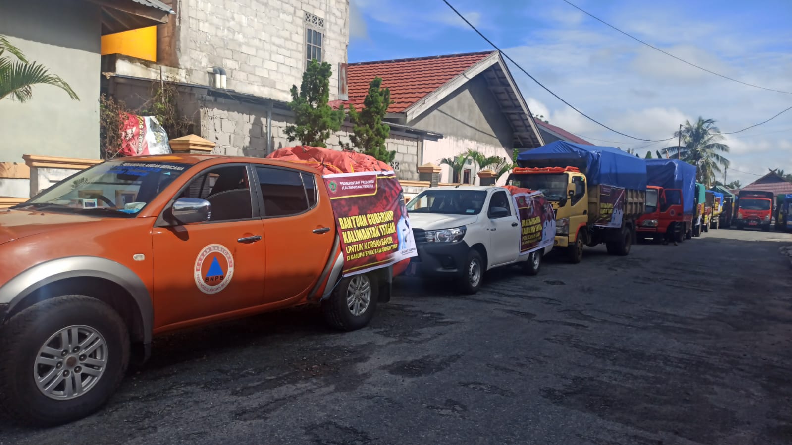 Kalsel Kirim Tim Bantu Korban Banjir Kalteng