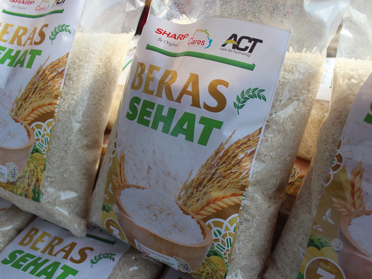 Hasil tani tahap pertama akan disalurkan kepada masyarakat prasejahtera dan panti-panti asuhan di sekitar Karawang dan sekitarnya. 