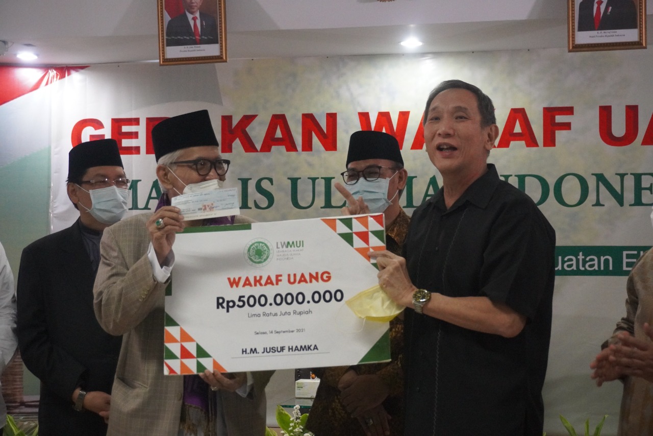 Acara Gerakan Wakaf Uang MUI untuk Dakwah dan Penguatan Ekonomi Umat, di Gedung MUI, Jakarta.
