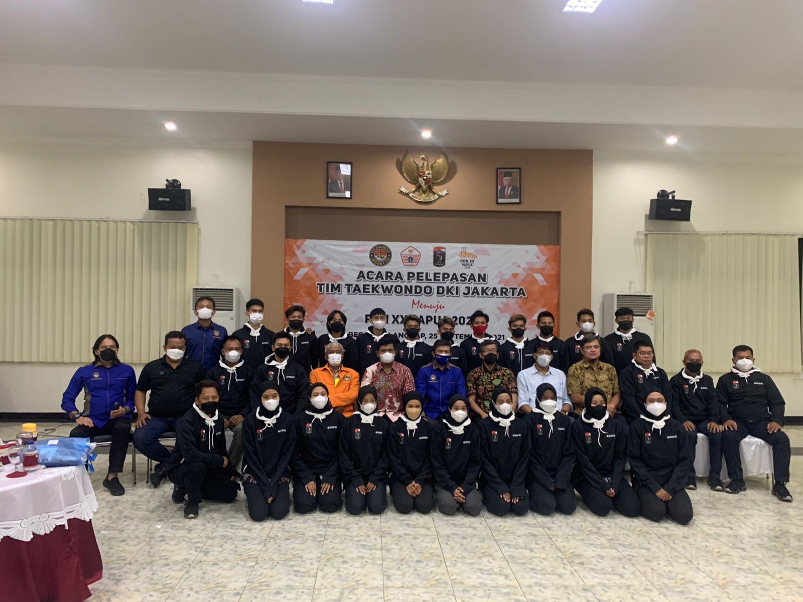 Acara Pelepasan Tim Taekwondo DKI Jakarta menuju PON XX di Papua. 